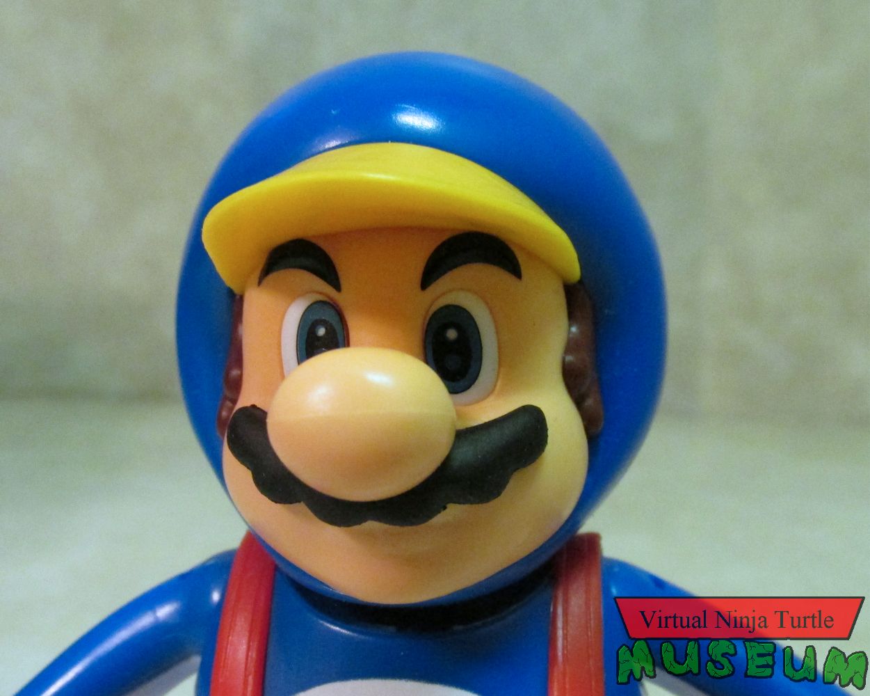 Penguin Mario close up